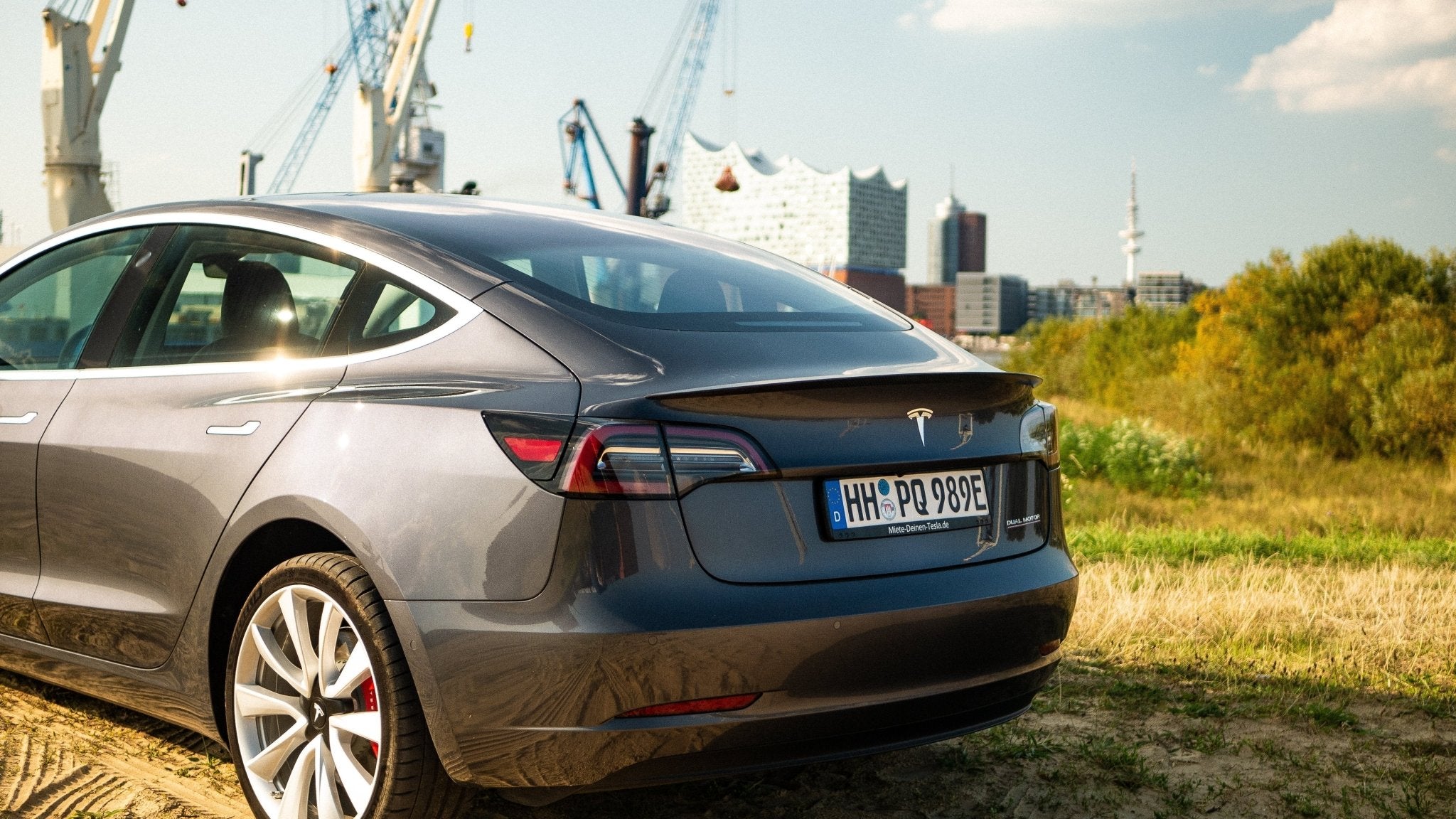 Tesla Model 3 - Shop4EV