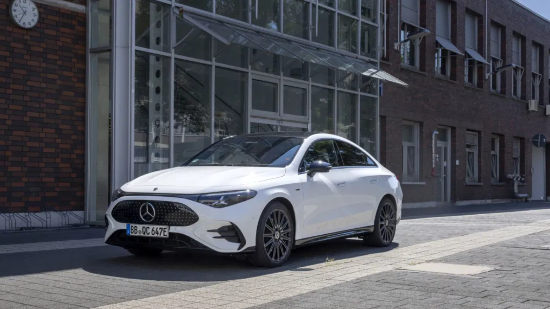 Mercedes CLA-Boom: Dreischichtbetrieb & E-Plattform MMA kurbeln Produktion an