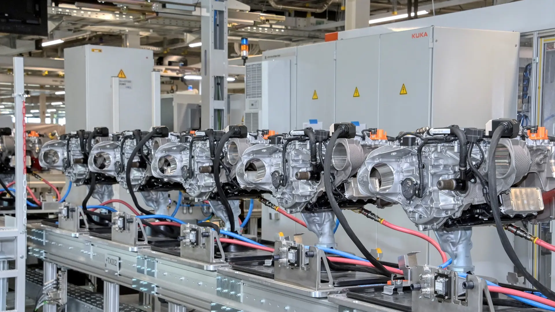 BMW startet Serienproduktion der Gen6-Elektroantriebe für die Neue Klasse