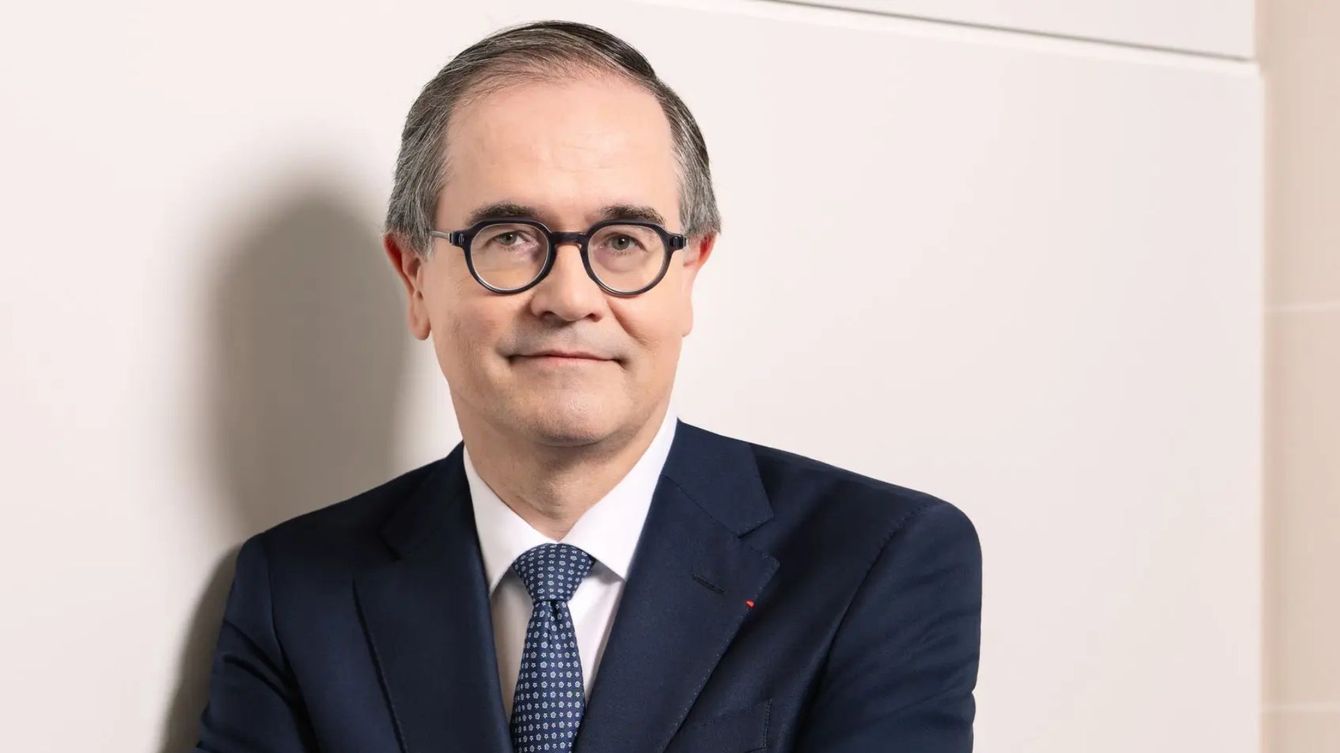 Renault-Chef Provost fordert Preissenkung für E-Autos in Europa