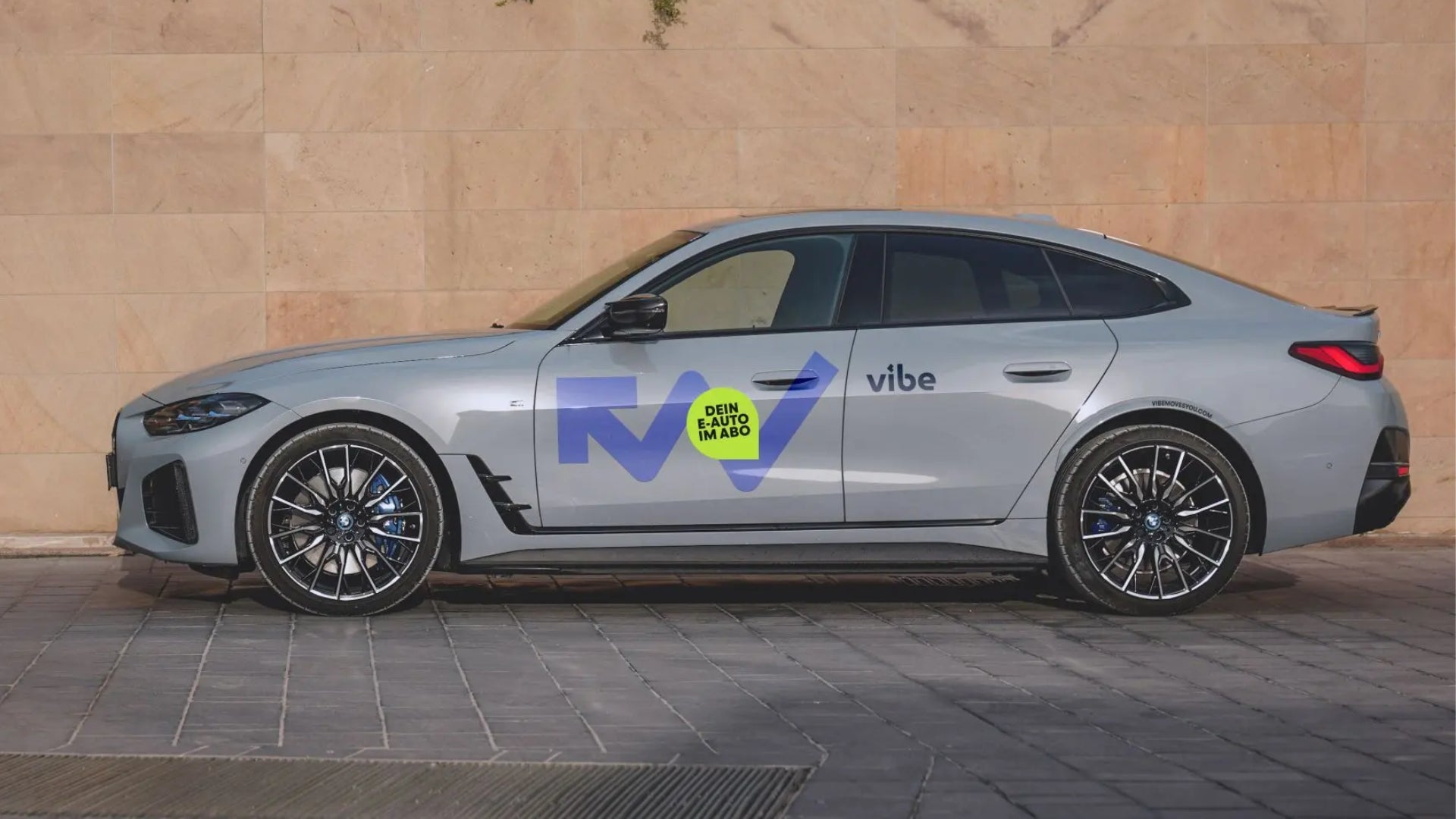 Gebrauchte E-Autos im Abo: Revibe startet in Deutschland