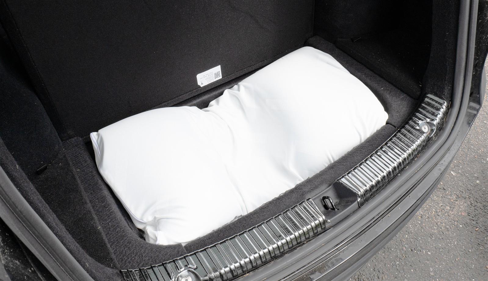 2befair Camping mattress for the Tesla Model 3/Y