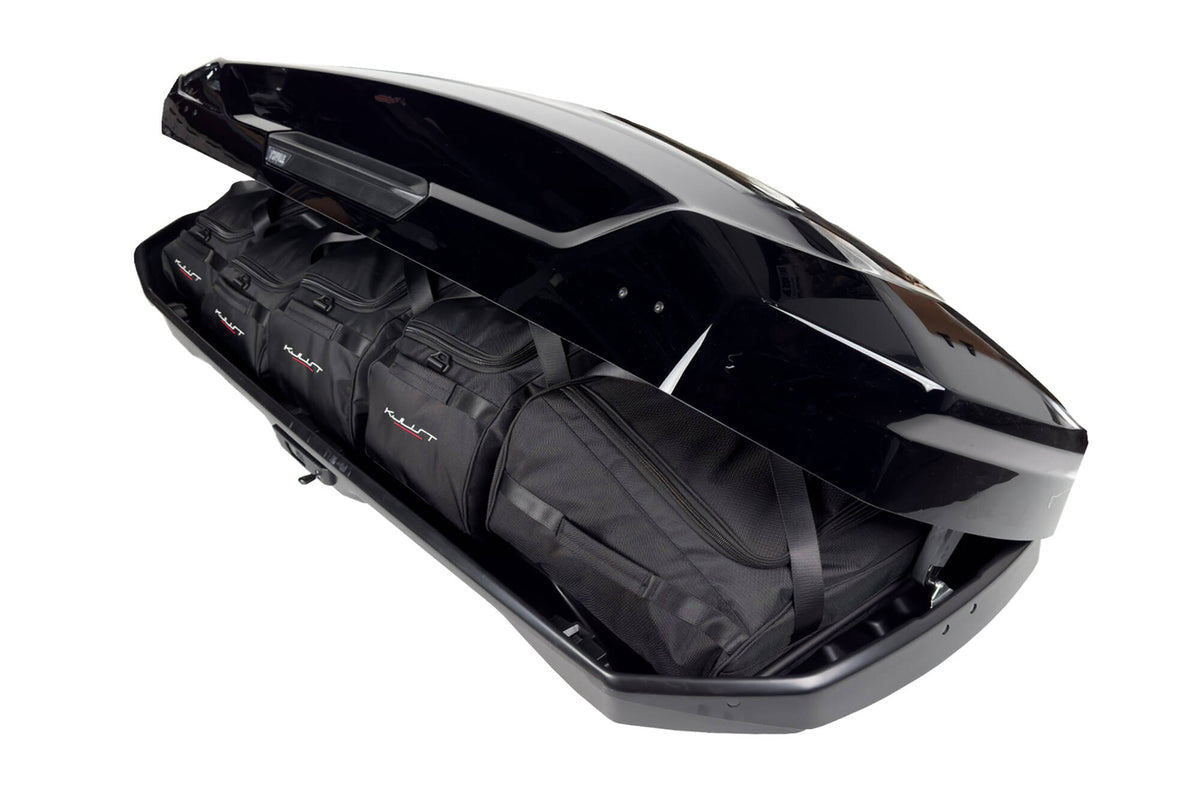 Kjust Taschenset in der Thule Motion 3 XL Dachbox