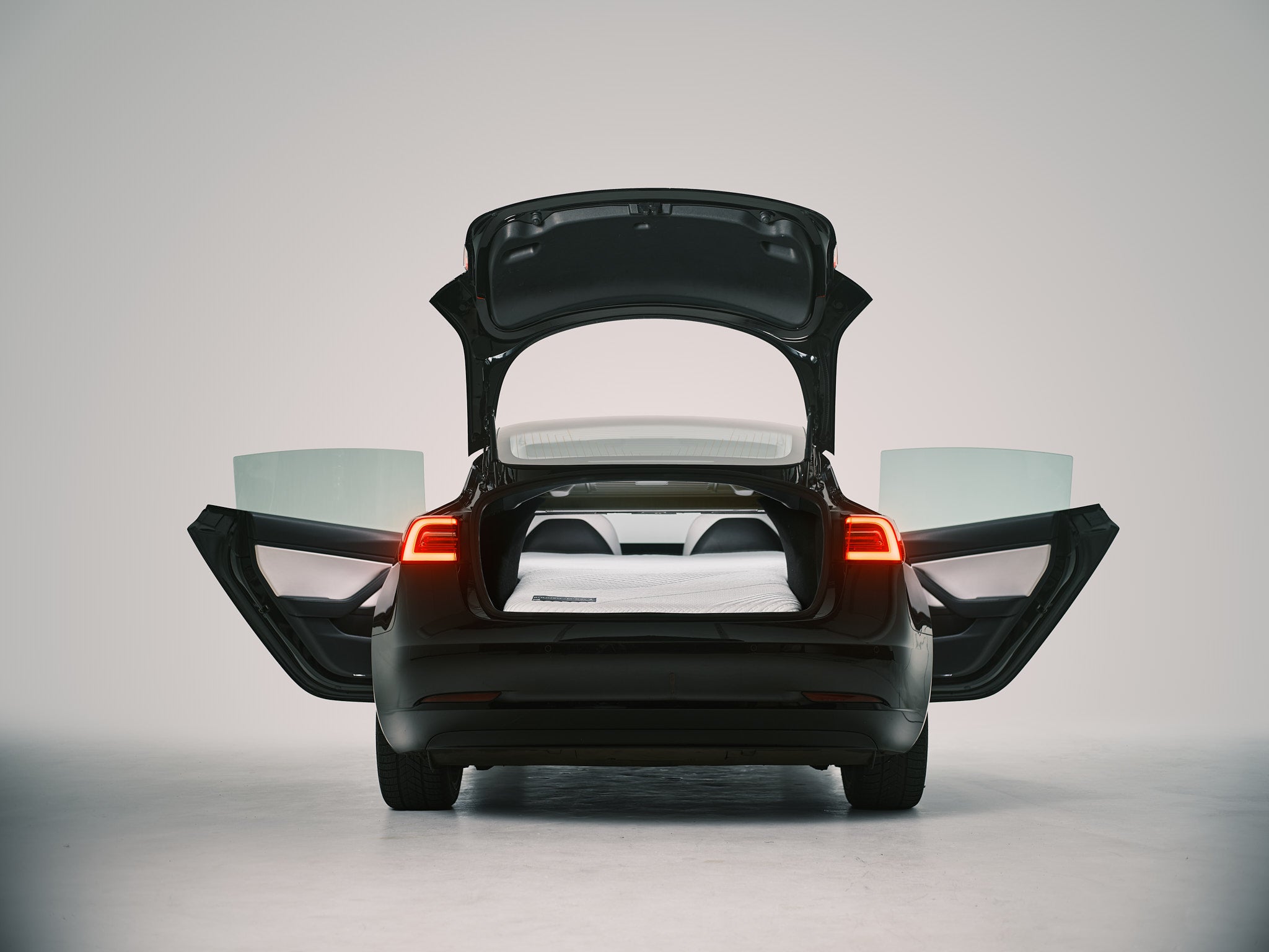 Snuuzu Camping Matratze für das Tesla Model 3