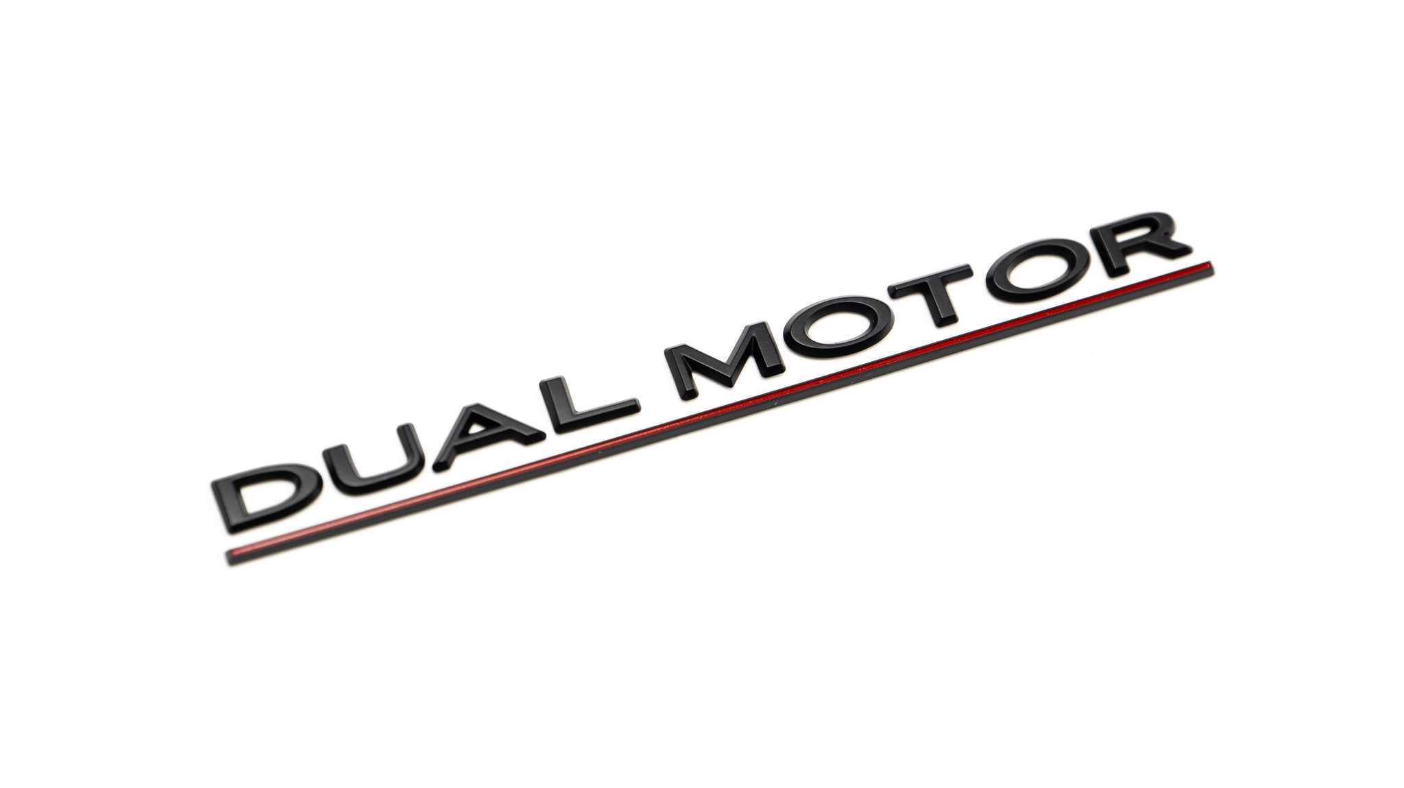 Dual Motor badge in zwart voor de Tesla Model 3/Y