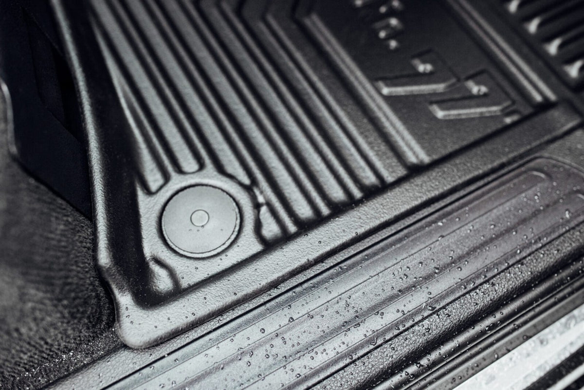 Detail: Oberfläche und verstärkter Rand