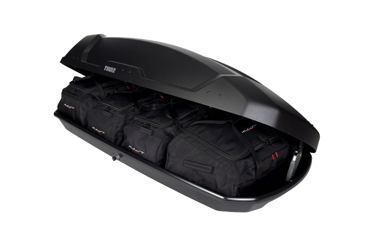 Kjust Taschenset in der Thule Force XT L Dachbox