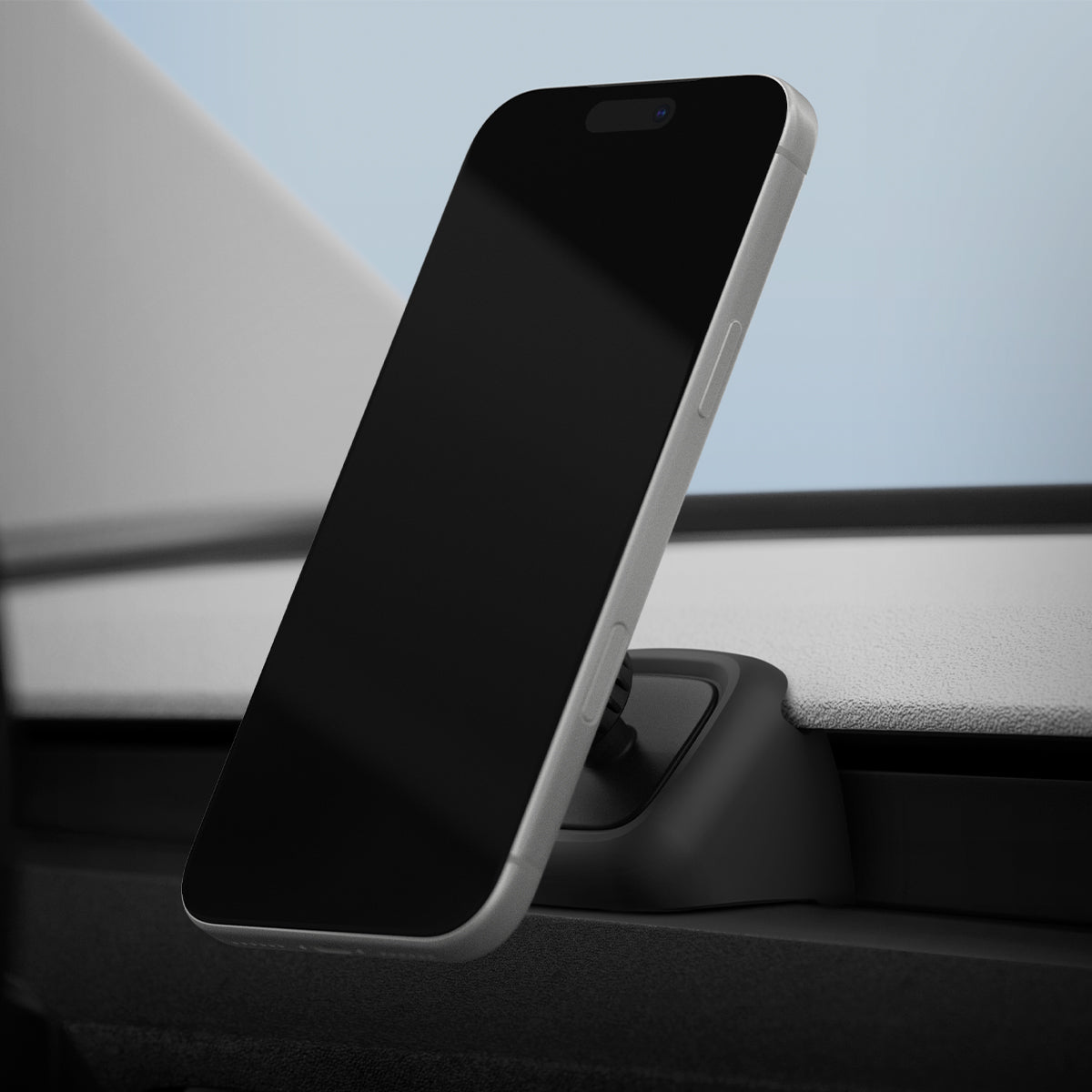Smartphone on the Spigen MagSafe vent mount
