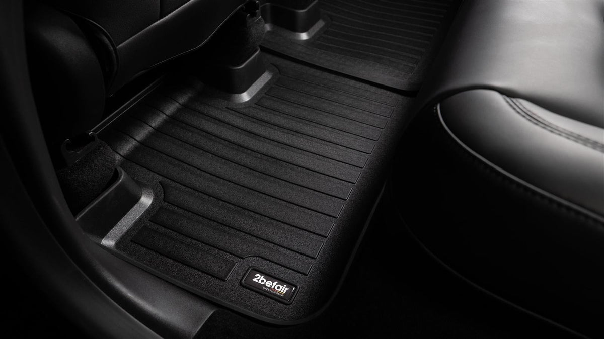 2befair Premium Gummimatten Set Innenraum für das Tesla Model Y – Fußraummatte hinten im Fahrzeug eingelegt
