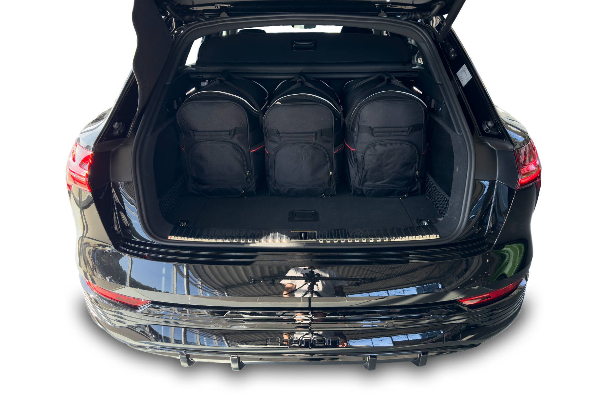 Kjust Kofferraumtaschen für den Audi Q8 e-tron