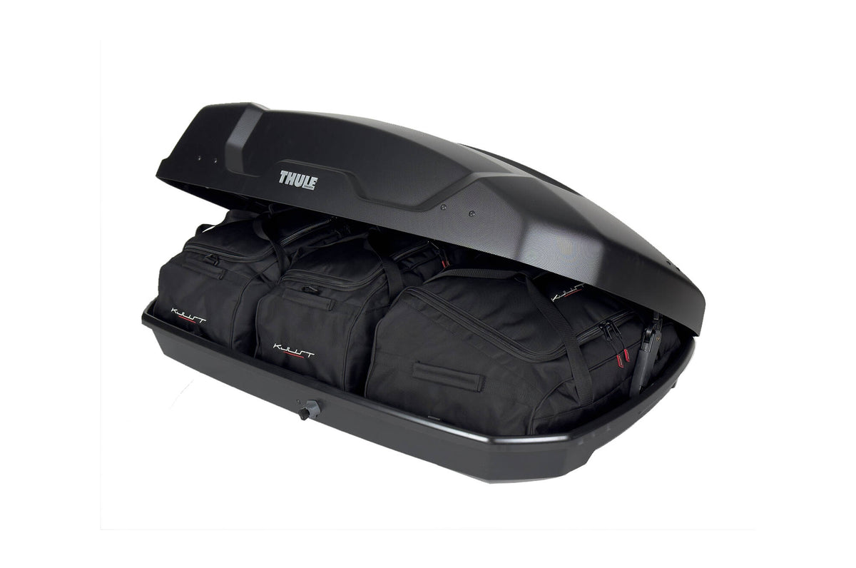 Kjust Taschenset in der Thule Force XT S Dachbox