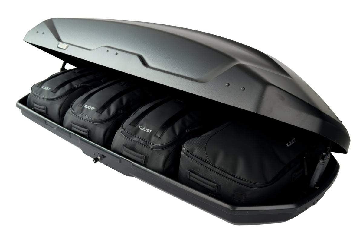Kjust Taschenset in der Thule Pulse 2 L Dachbox
