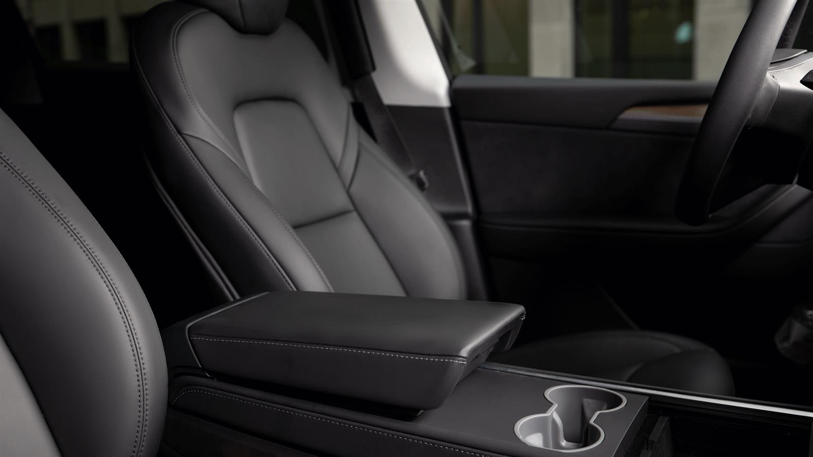 Geheimfach in der Armlehne für das Tesla Model 3/Y