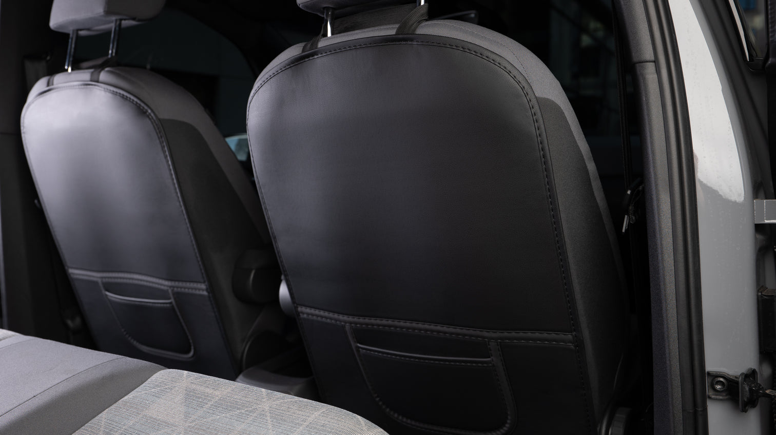 Trittschutz (2x) for the back of the front seats of the ID.3
