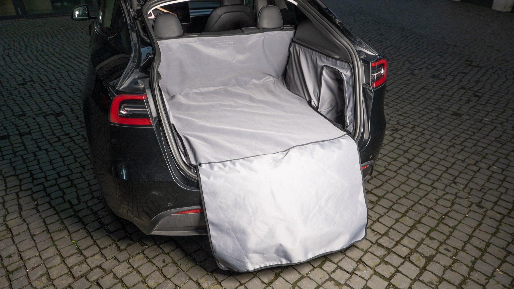 2befair Kofferraumschutz für Hunde, Alltag und Ladung – passend für das Tesla Model Y