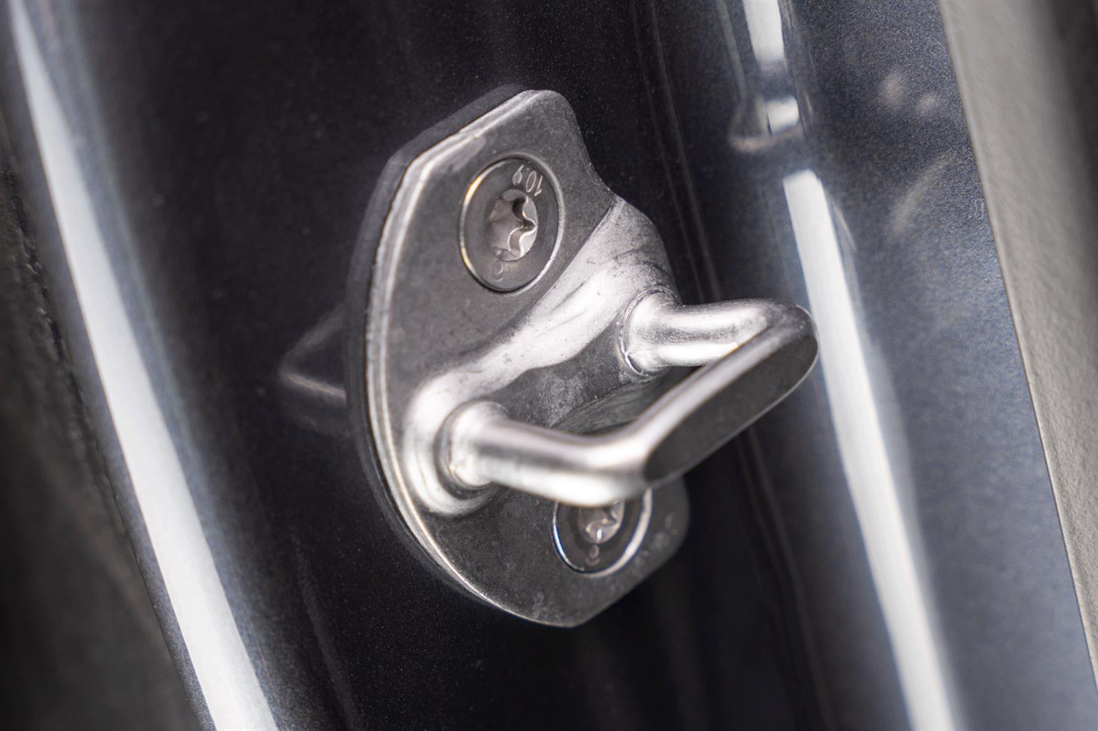 Door lock covers (4x) for the Tesla Model 3/Y