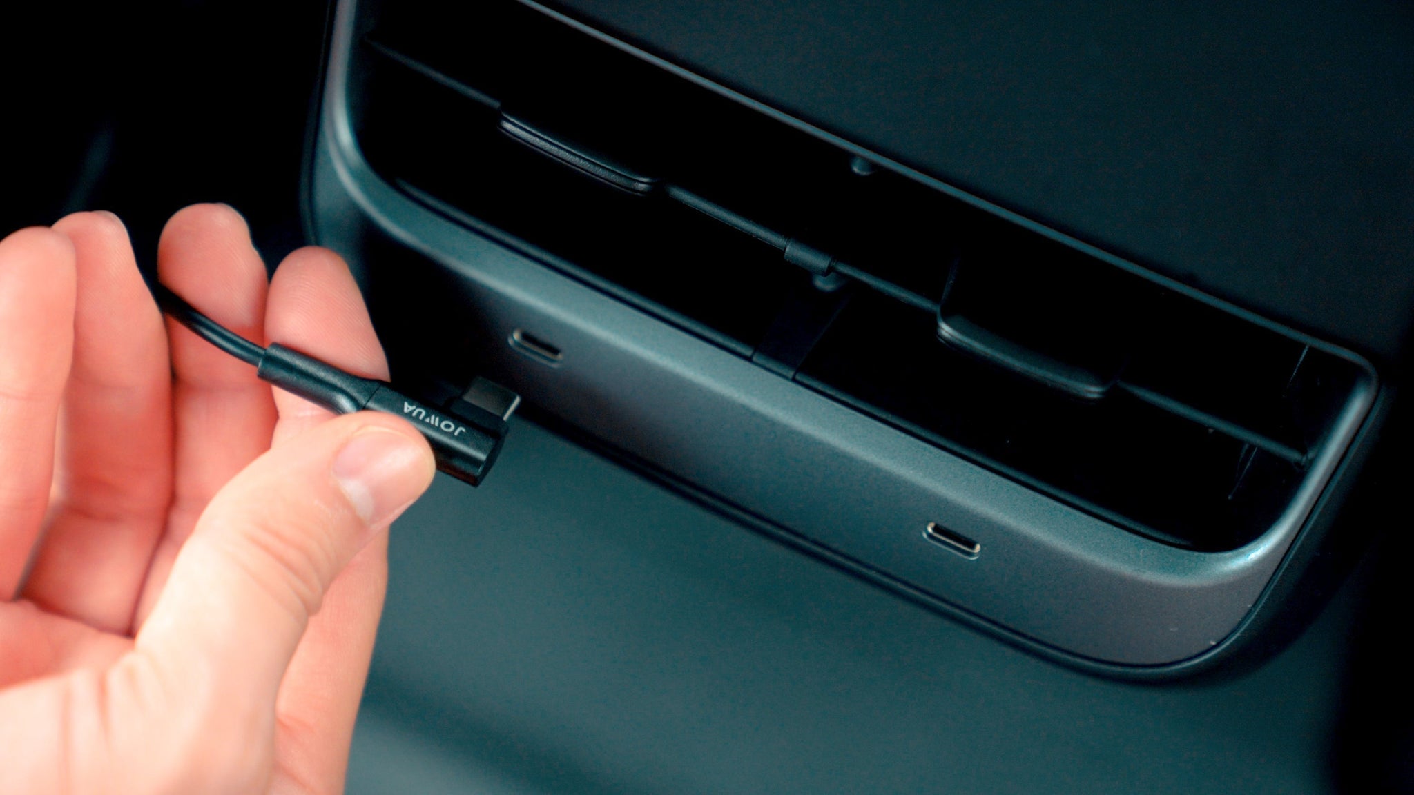 Unsichtbare Handyhalterung für das Tesla Model 3/Y