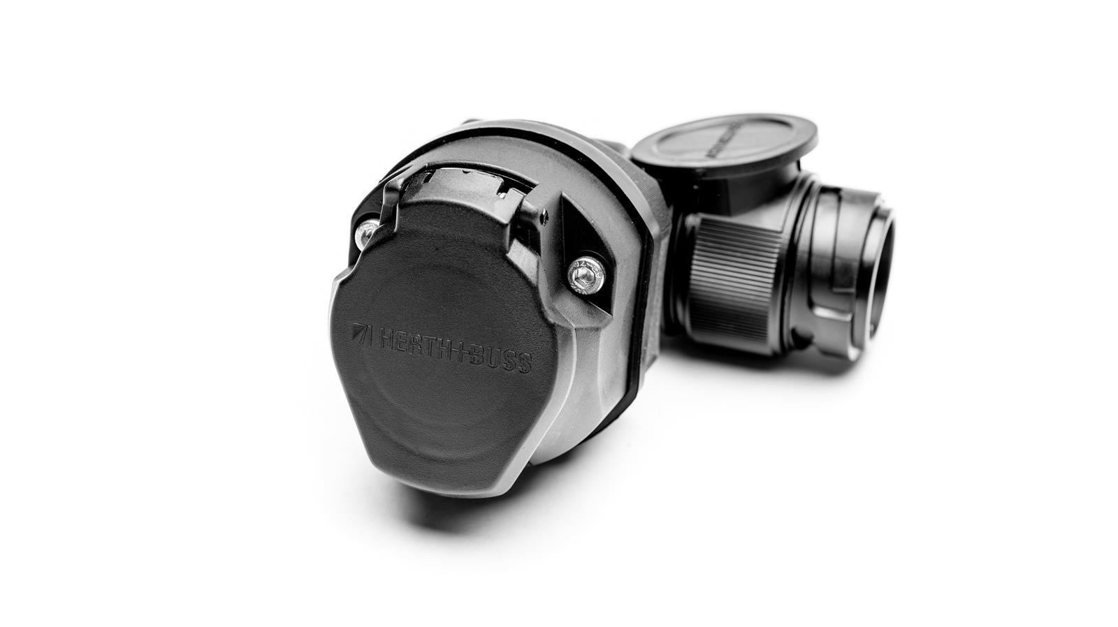 Winkeladapter für die Anhängerkupplung des Tesla Model X (13-polig)