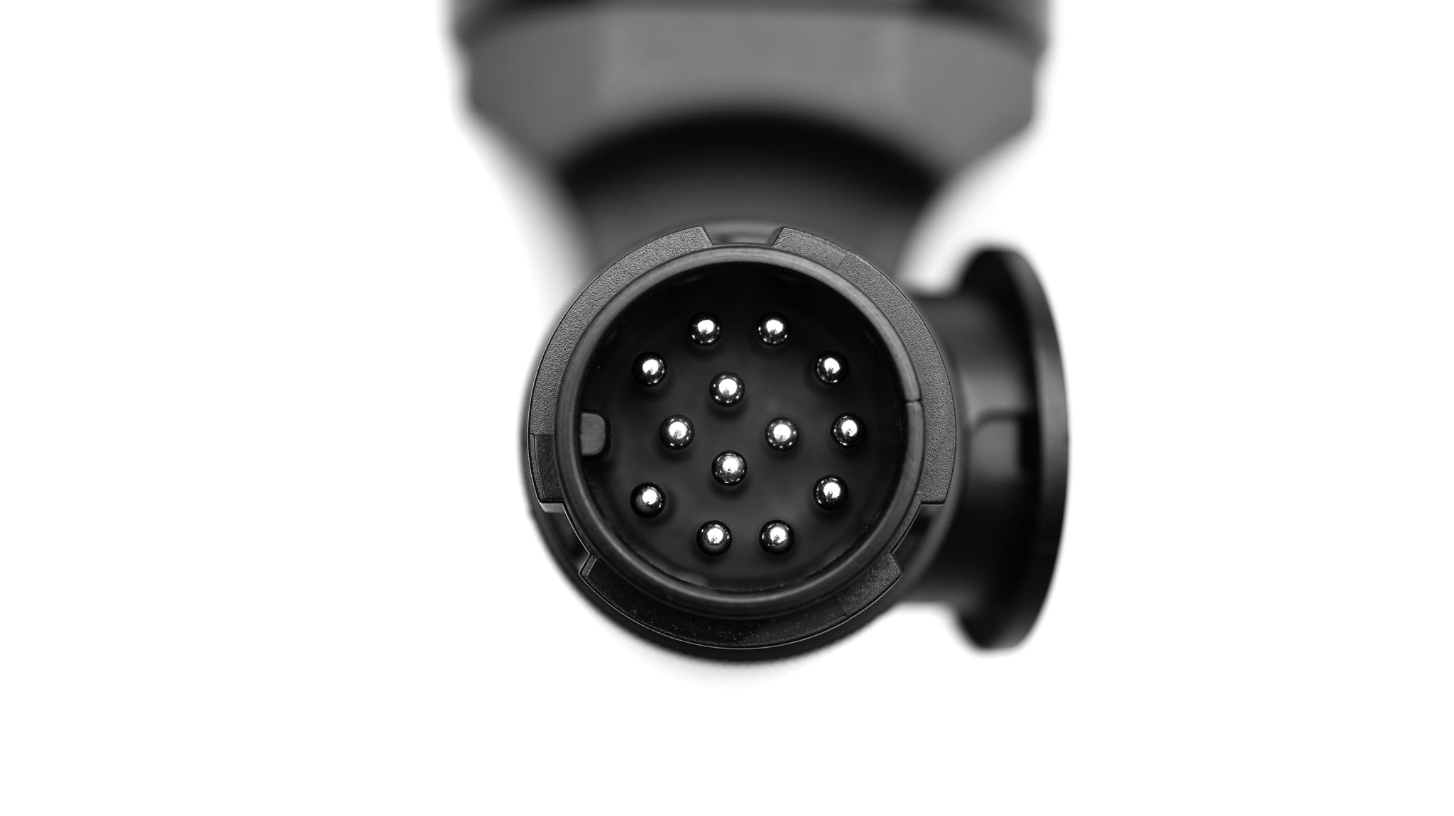 Angle adapter for the tendril of the Tesla Model X (13-pin)